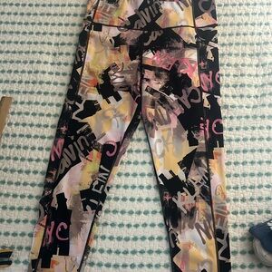 Calvin klein performance womens printed high waist leggings like new.